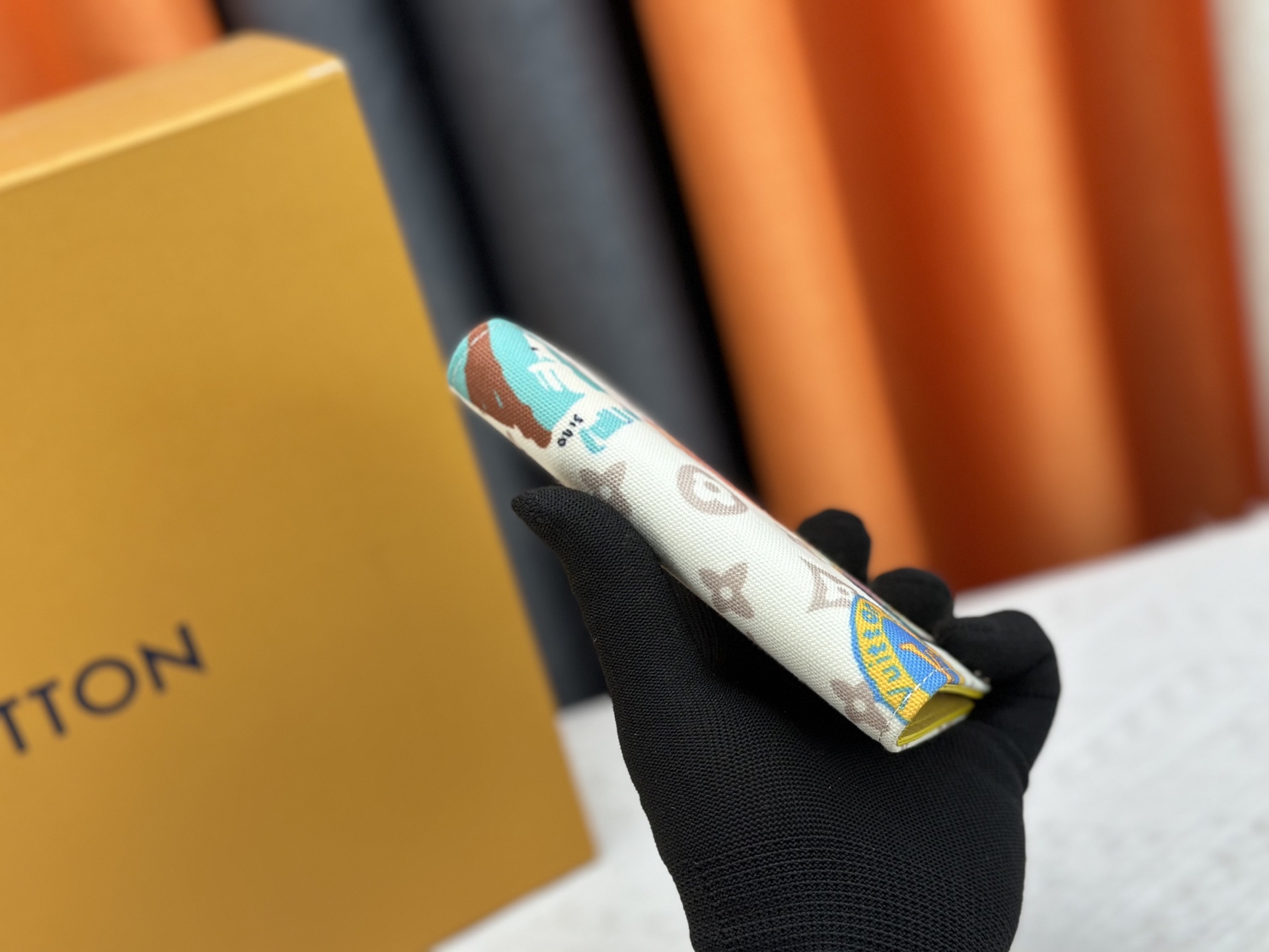 ルイ・ヴィトン パスポートカバー クーヴェルテュール･パスポール