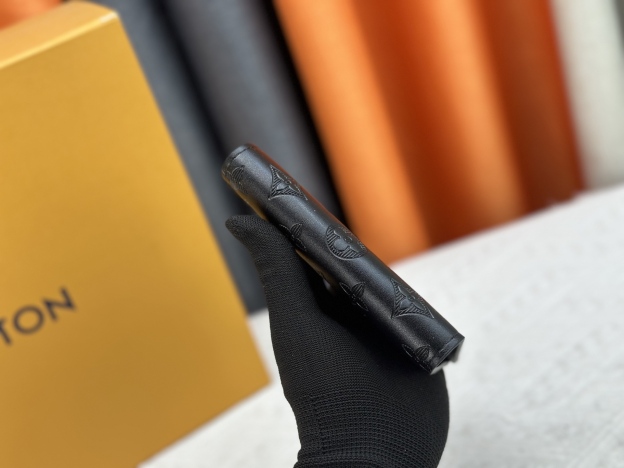 ルイ・ヴィトン パスポートカバー クーヴェルテュール･パスポール