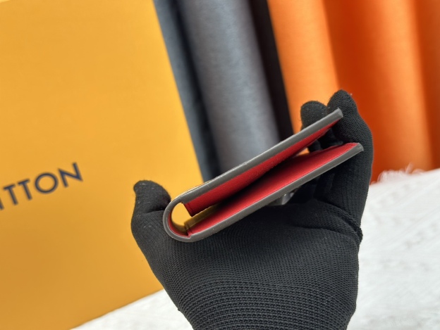 ルイ・ヴィトン パスポートカバー クーヴェルテュール･パスポール