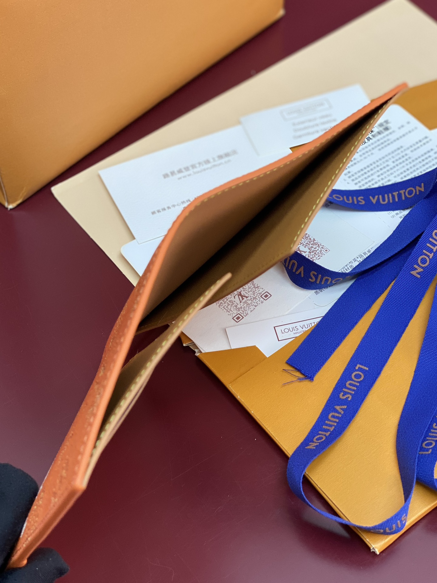 ルイ・ヴィトン パスポートカバー クーヴェルテュール･パスポール