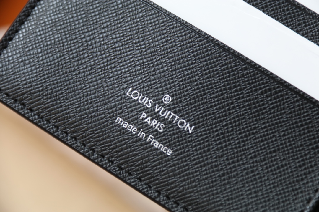 ルイ・ヴィトン ポルトフォイユ･ミュルティプル