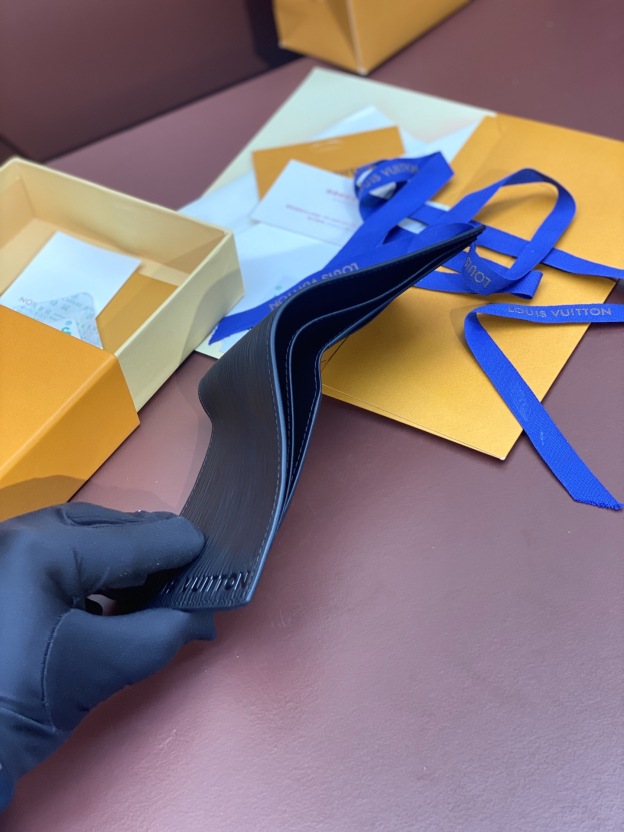 ルイ・ヴィトン ポルトフォイユ･ミュルティプル