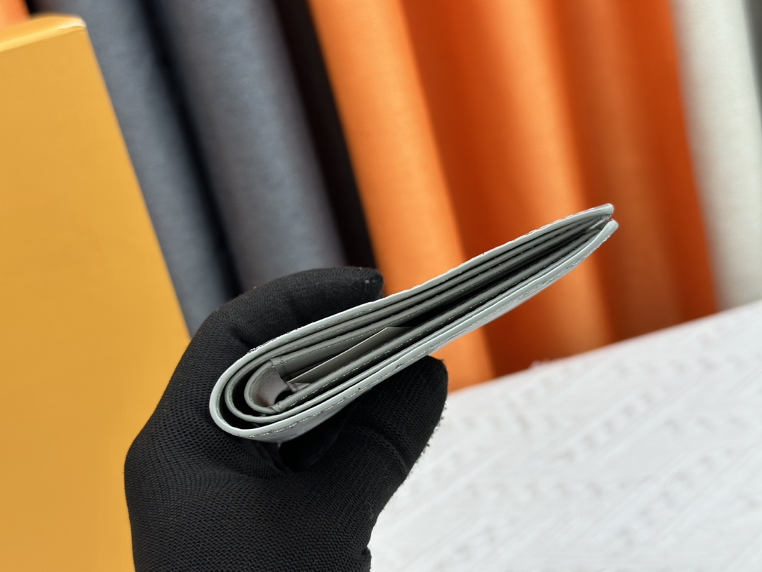 ルイ・ヴィトン ポルトフォイユ･ミュルティプル