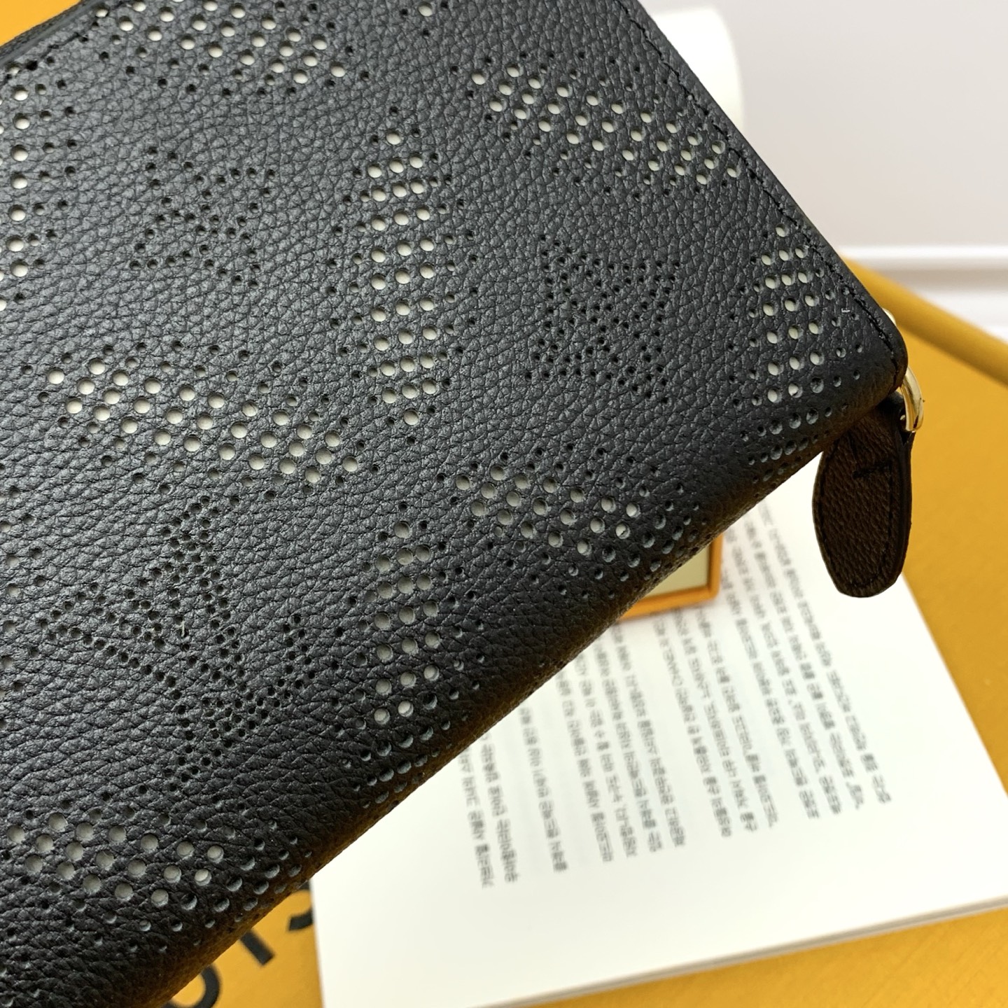 ルイ・ヴィトン「Louis Vuitton」新作 日本限定 ジッピー･ウォレット