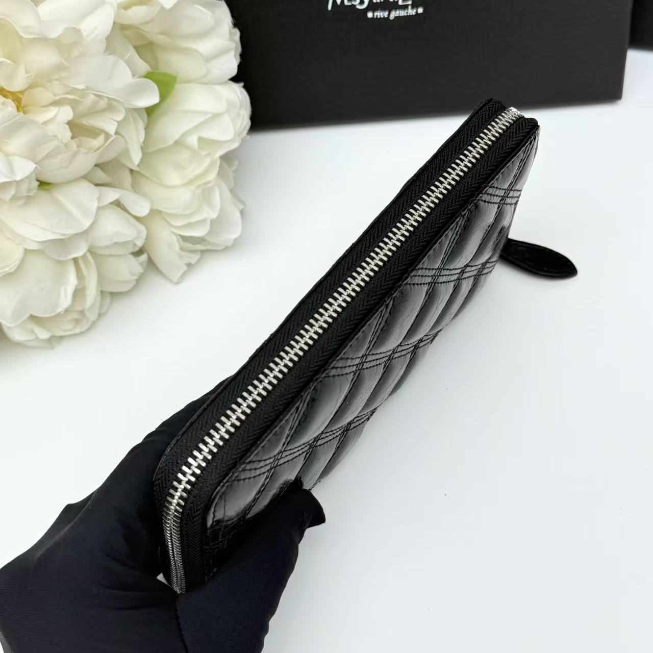 サンローラン「Saint Laurent」ジッパーウォレット