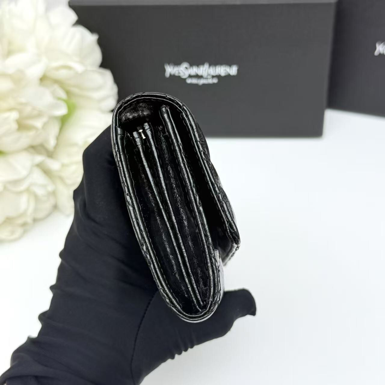 サンローラン「Saint Laurent」フラップウォレット