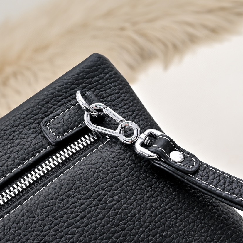 エルメス レザー クラッチバッグ