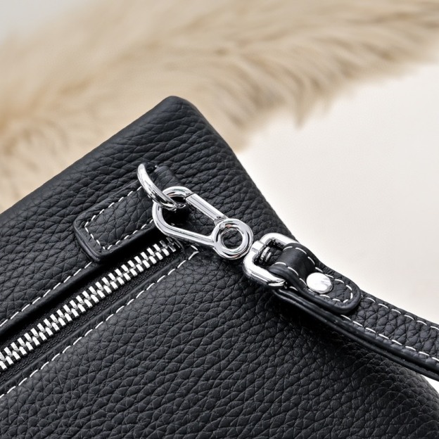 エルメス レザー クラッチバッグ