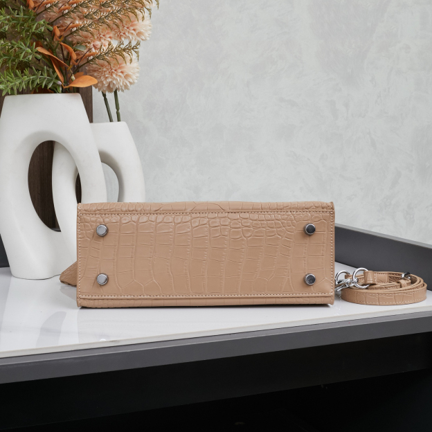 エルメス ケリー 19/25/28 ストーンパターンレザー バッグ「Kelly II Sellier」