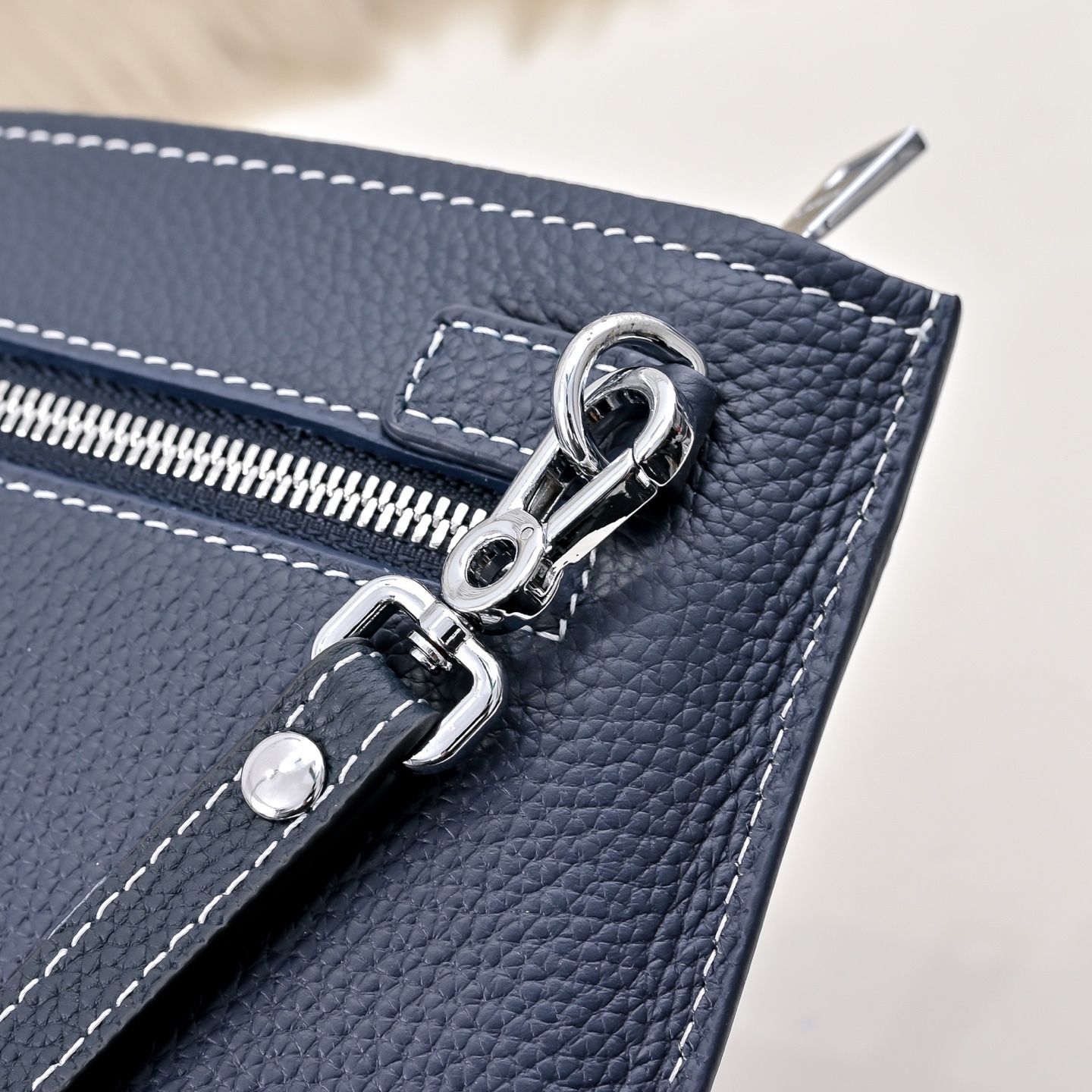 エルメス New H Passant ジップ クラッチバッグ