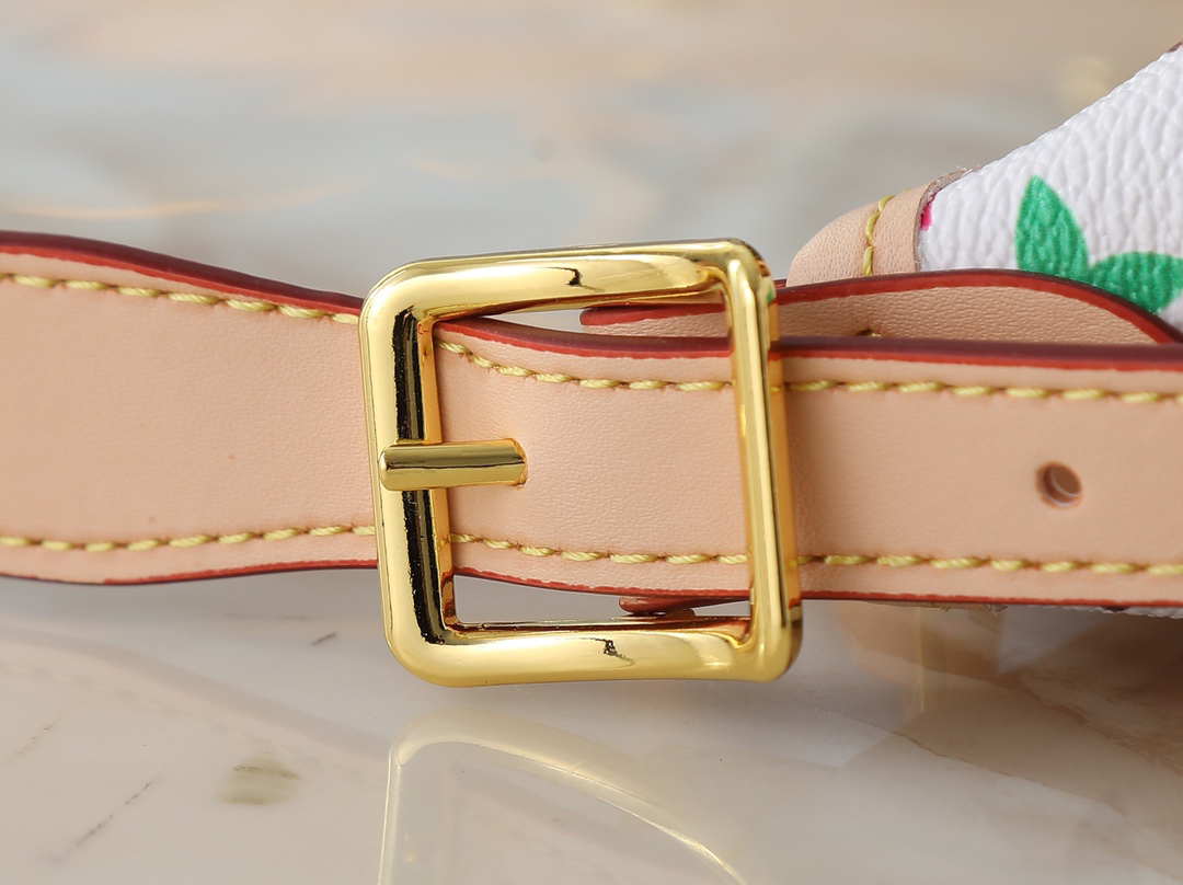 ルイ・ヴィトン LV x TM キャリーオール イーストウエスト バッグ「CarryAll Bag」