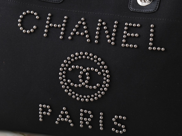 シャネル ラージ ショッピング バッグ「Shopping Bag」