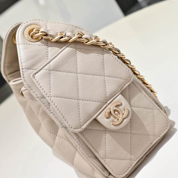 シャネル 25 ミニ/スモール ハンドバッグ「CHANEL 25 Handbag」