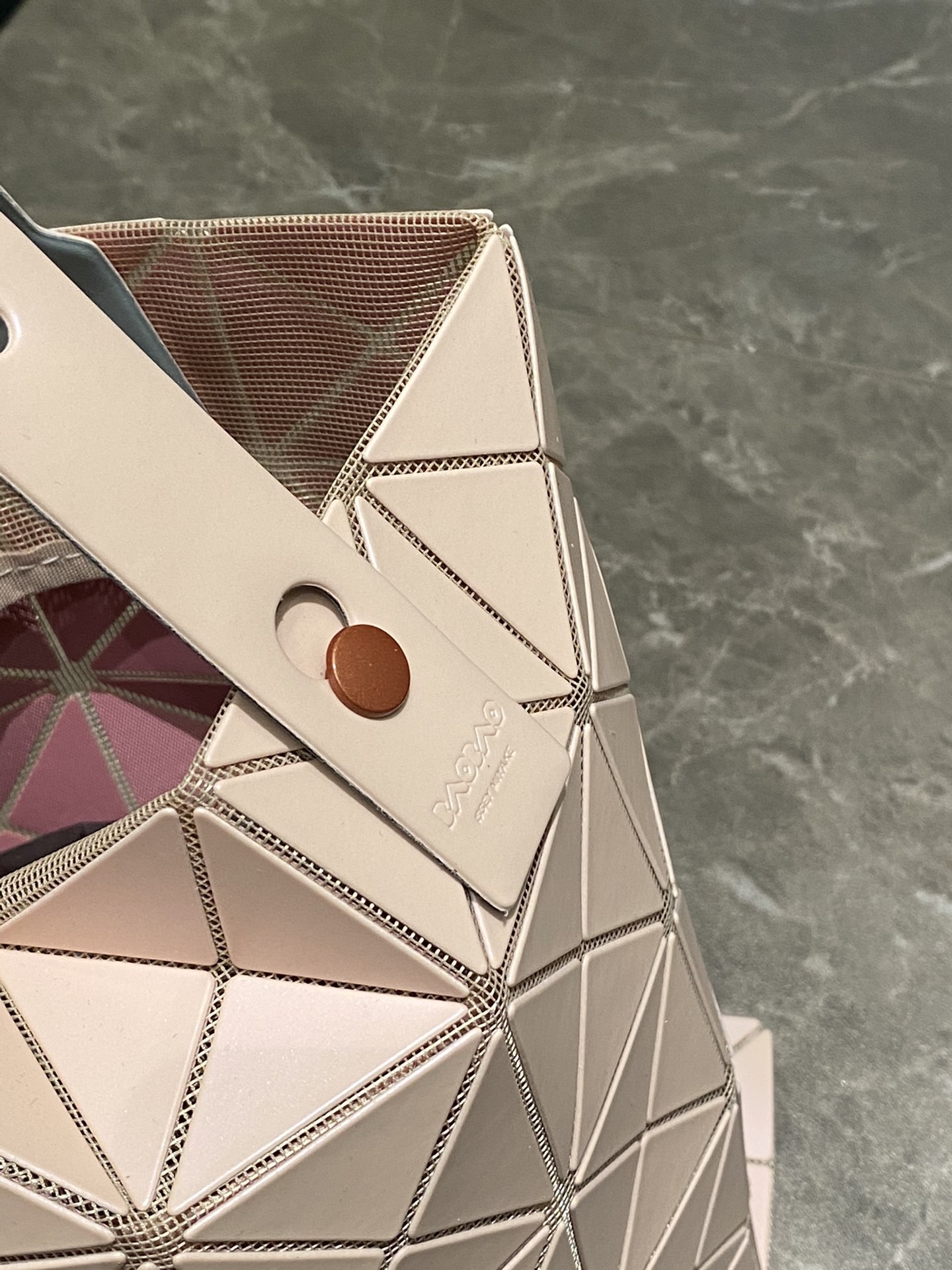 イッセイ ミヤケ「Issey Miyake」ハンドバッグ