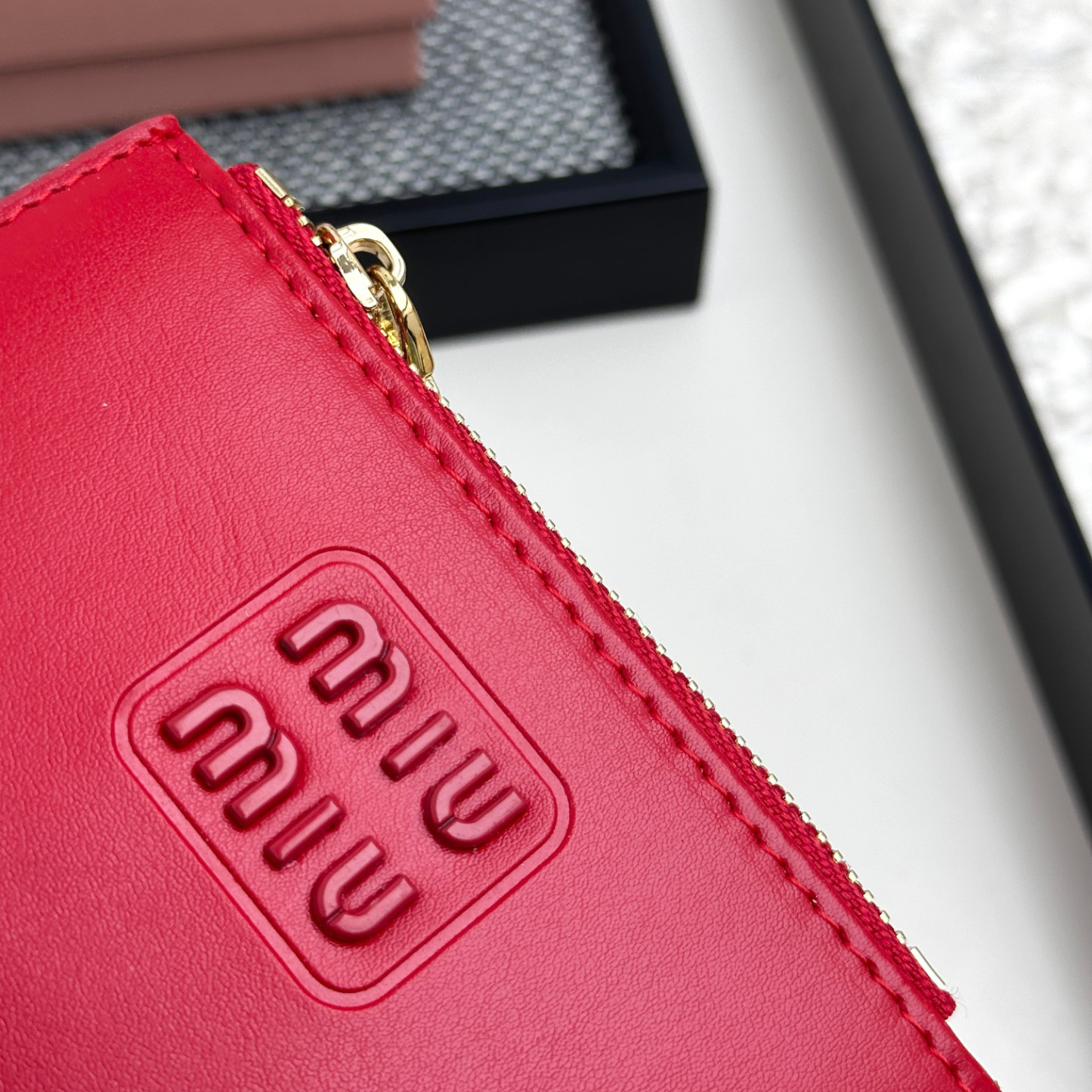 ミュウミュウ アルカディ レザー 財布「Arcadie Wallet」