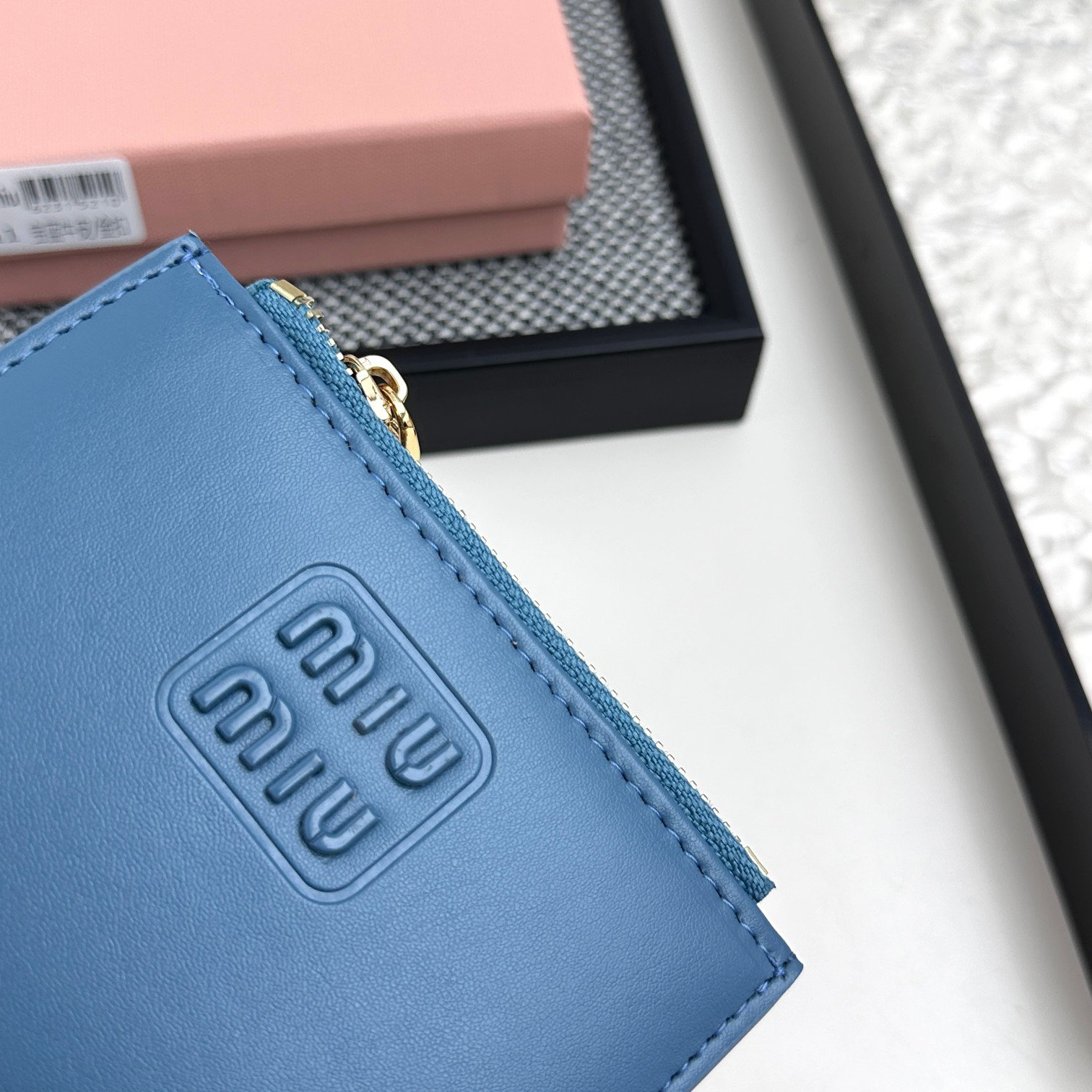 ミュウミュウ アルカディ レザー 財布「Arcadie Wallet」