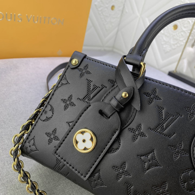 ルイ・ヴィトン「Louis Vuitton」オンザゴー EW