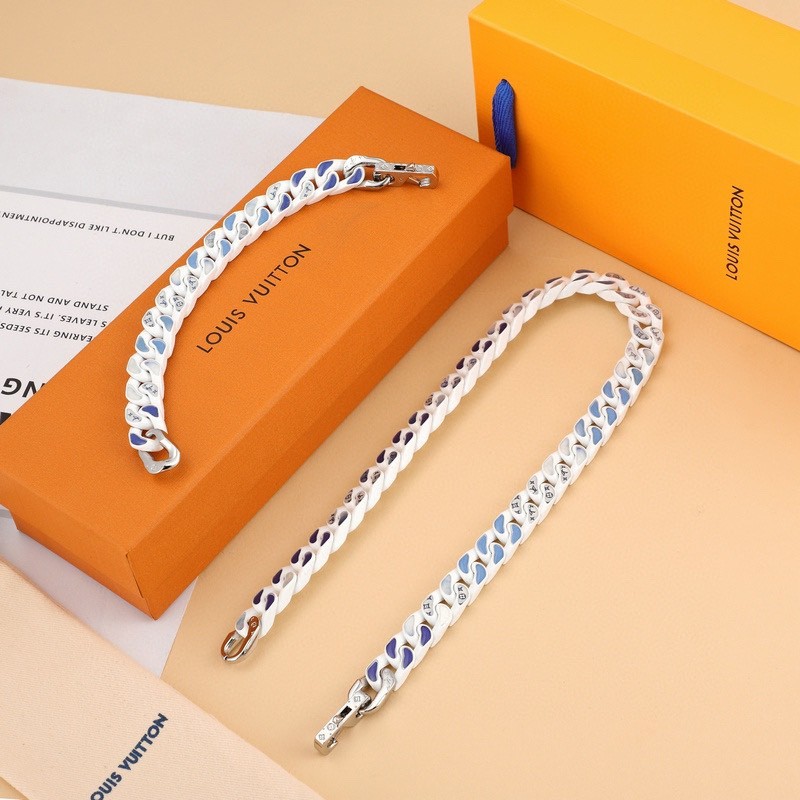 ルイ・ヴィトン「LV セラミックネックレス」ネックレス