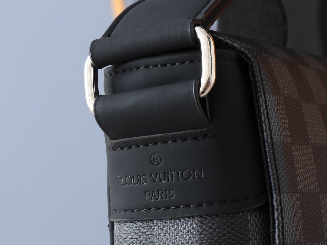 ルイ・ヴィトン ディストリクト PM/MM メッセンジャーバッグ「District」