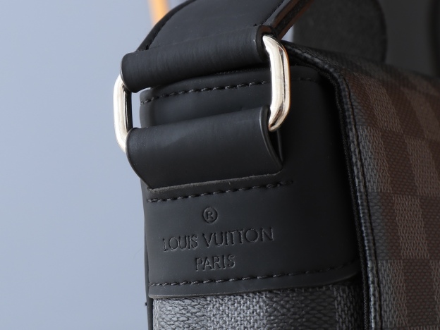 ルイ・ヴィトン ディストリクト PM/MM メッセンジャーバッグ「District」