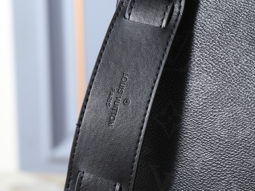 ルイ・ヴィトン サックプラ ホリゾンタル ジップ「Sac Plat」