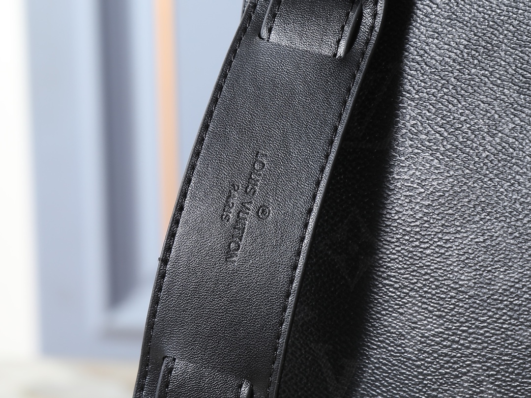 ルイ・ヴィトン サックプラ ホリゾンタル ジップ「Sac Plat」