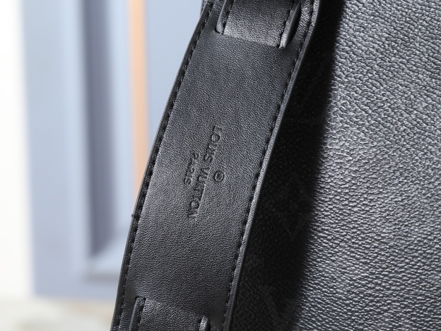 ルイ・ヴィトン サックプラ ホリゾンタル ジップ「Sac Plat」