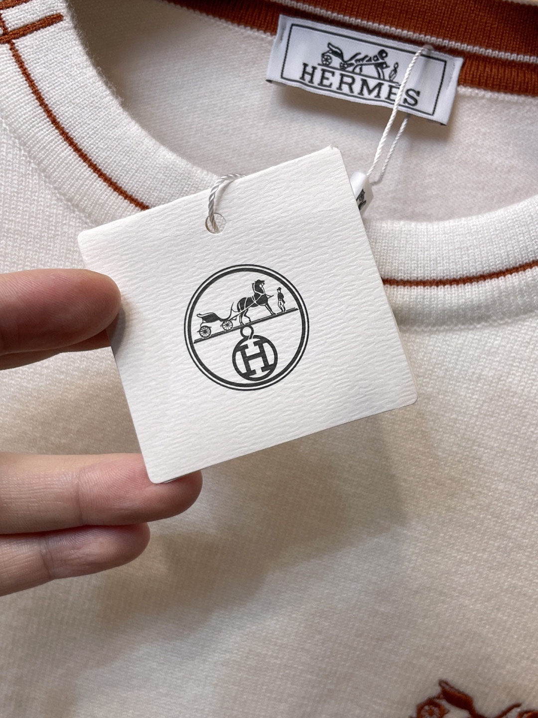 エルメス「Hermès」春季新作ラウンドネックスウェット