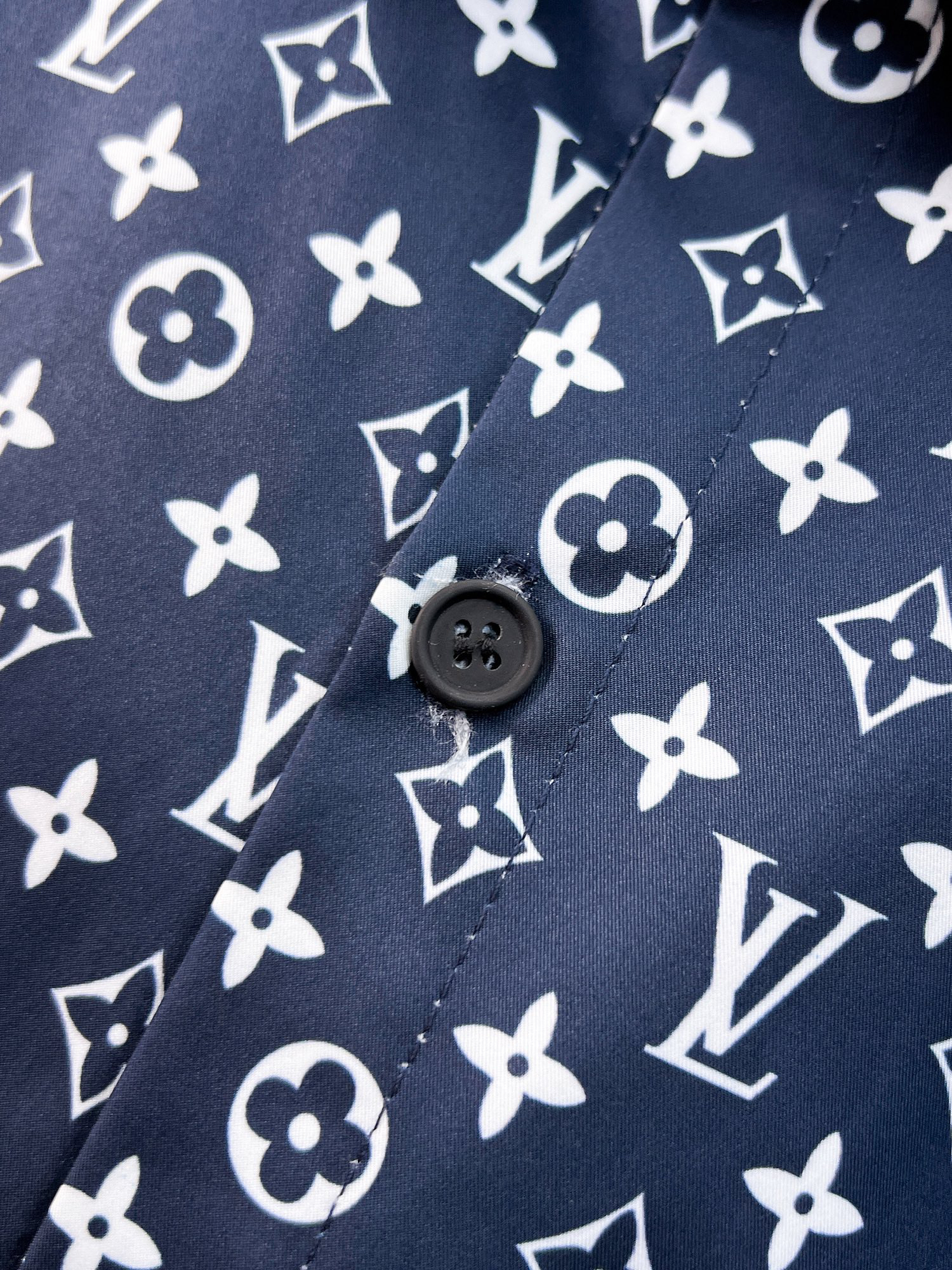 ルイ・ヴィトン「Louis Vuitton」2026 早春 コレクション シャツ