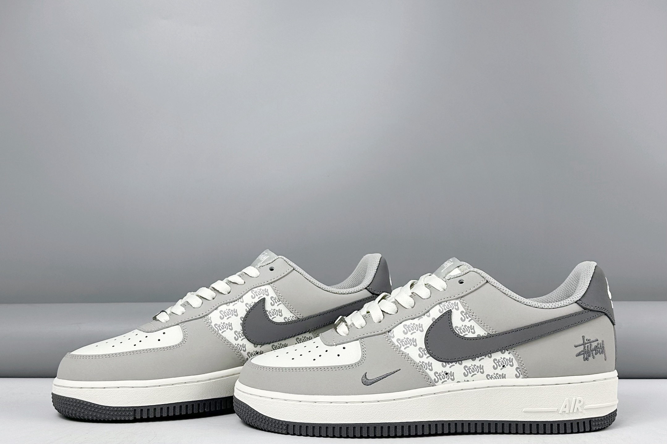 ナイキ「Nike」ク ロー カジュアルスニーカー