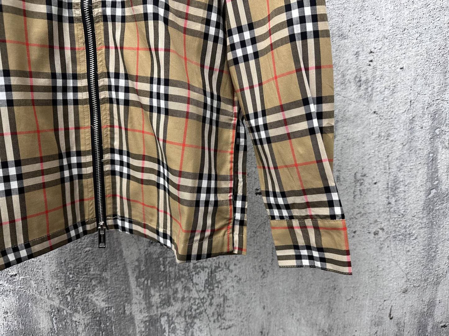 バーバリー「Burberry」 2026年新作 カジュアルシャツ