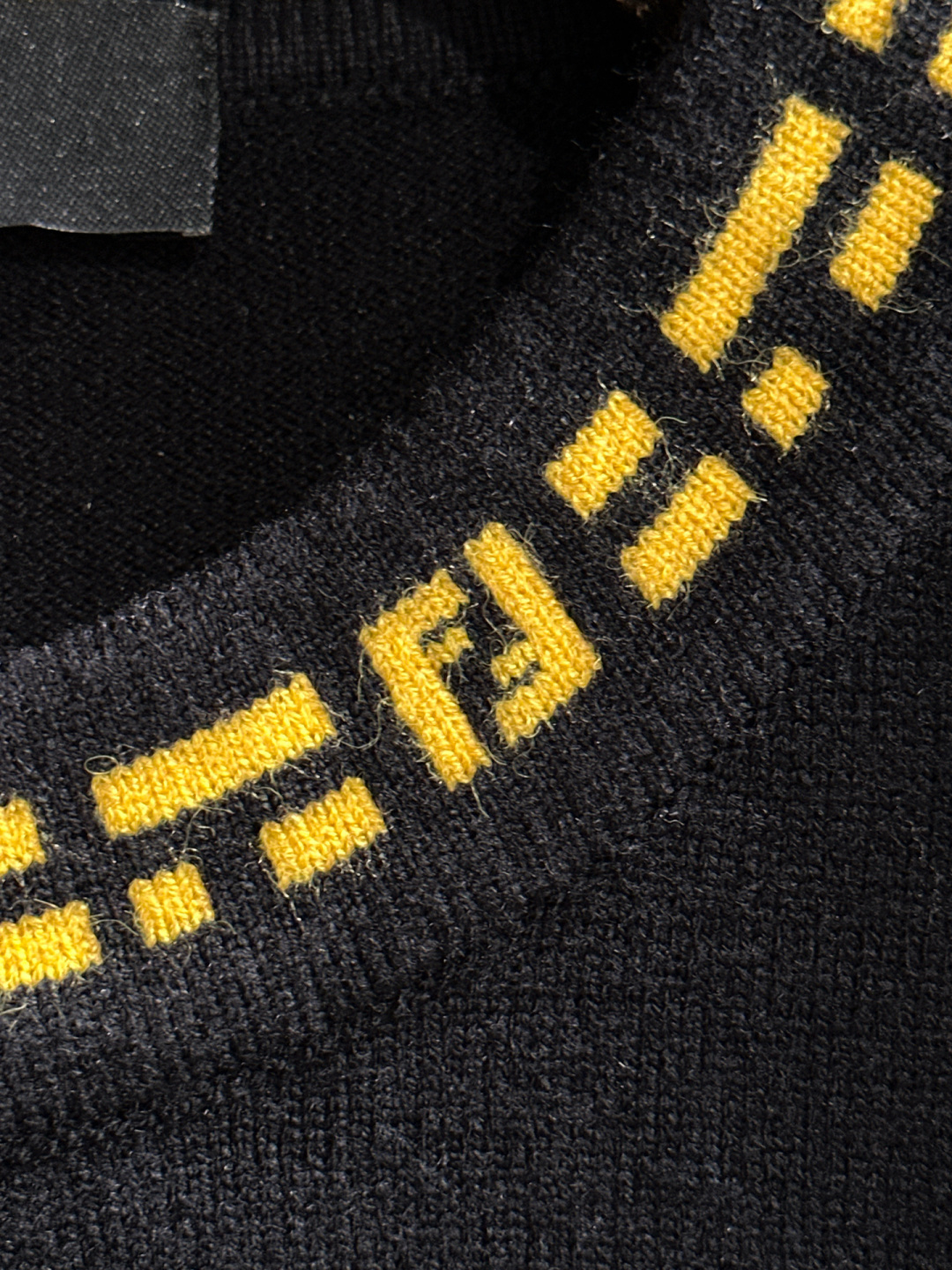 フェンディ「Fendi」2026新作ニットコレクション ニットウェア