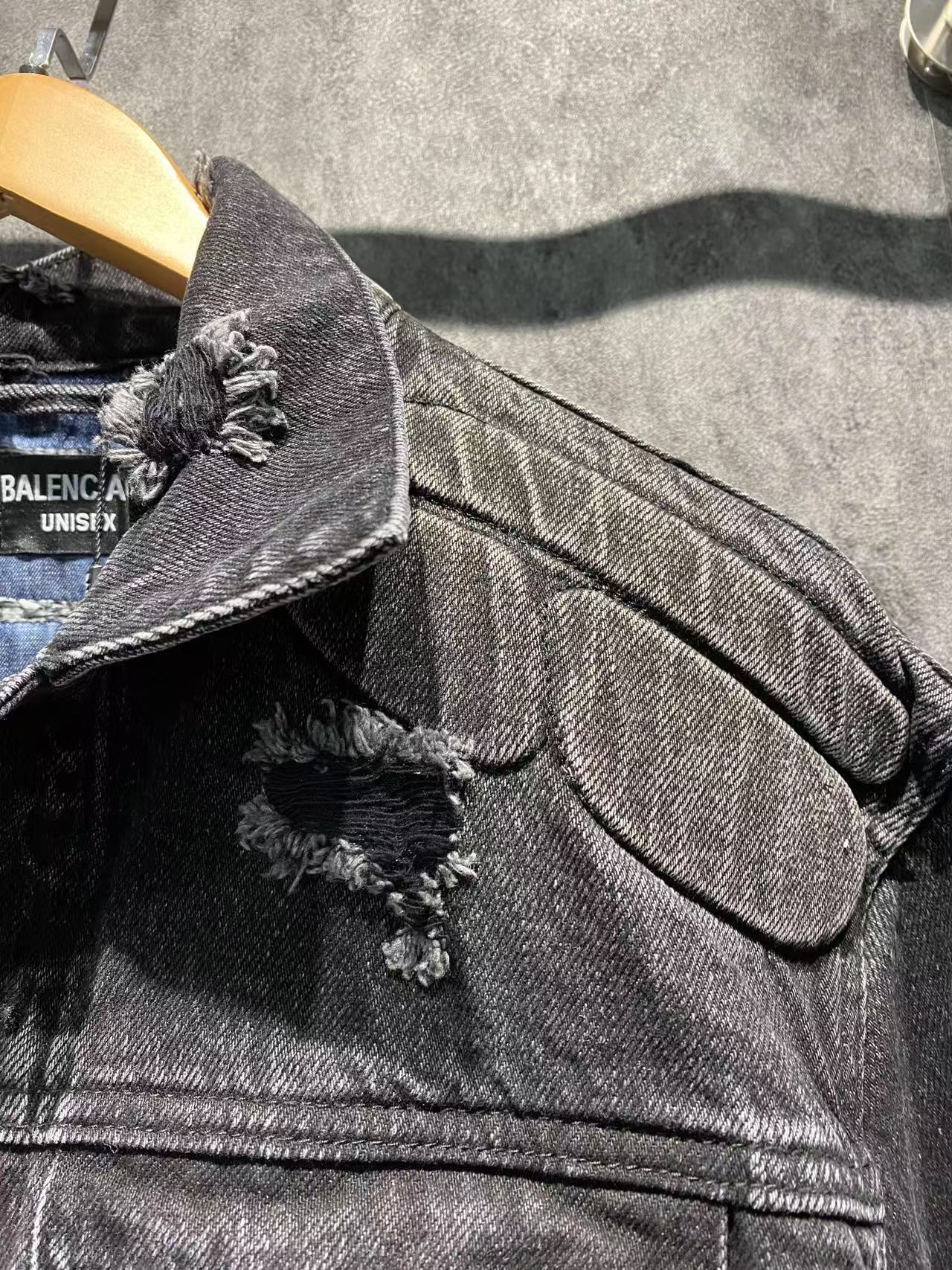 バレンシアガ「Balenciaga」デニムジャケット クラシック リデザイン