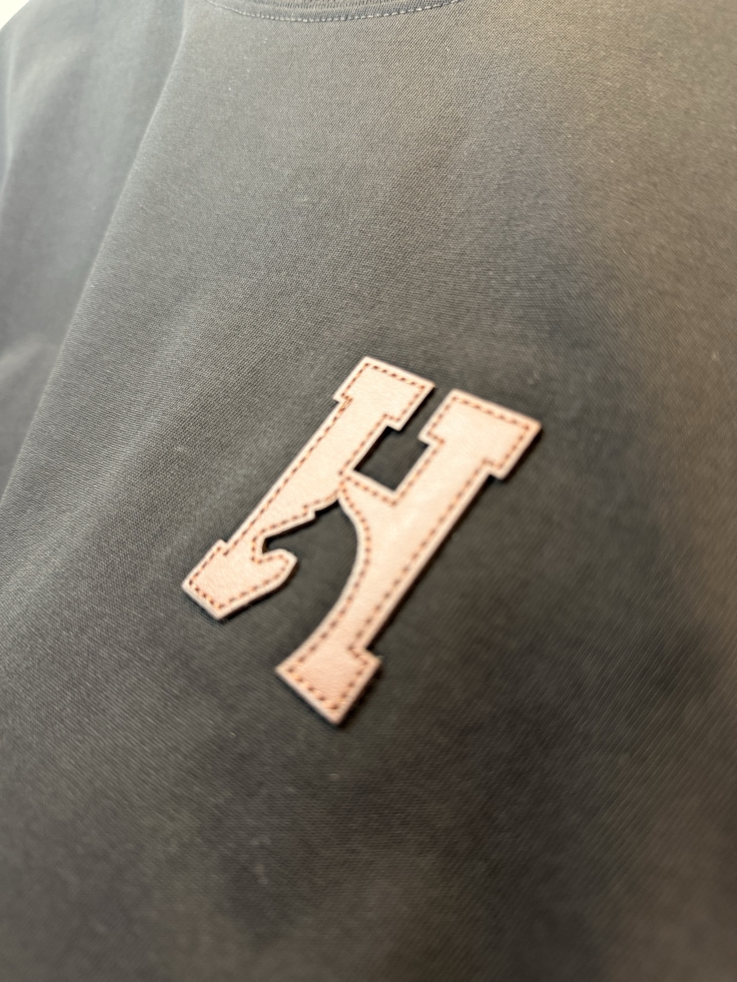 エルメス「Hermès」 クルーネックTシャツ 軽やかな着心地 春夏新作