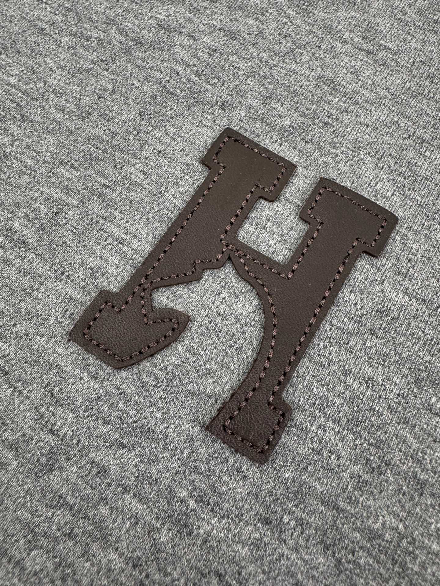 エルメス「Hermès」 クルーネックTシャツ 軽やかな着心地 春夏新作
