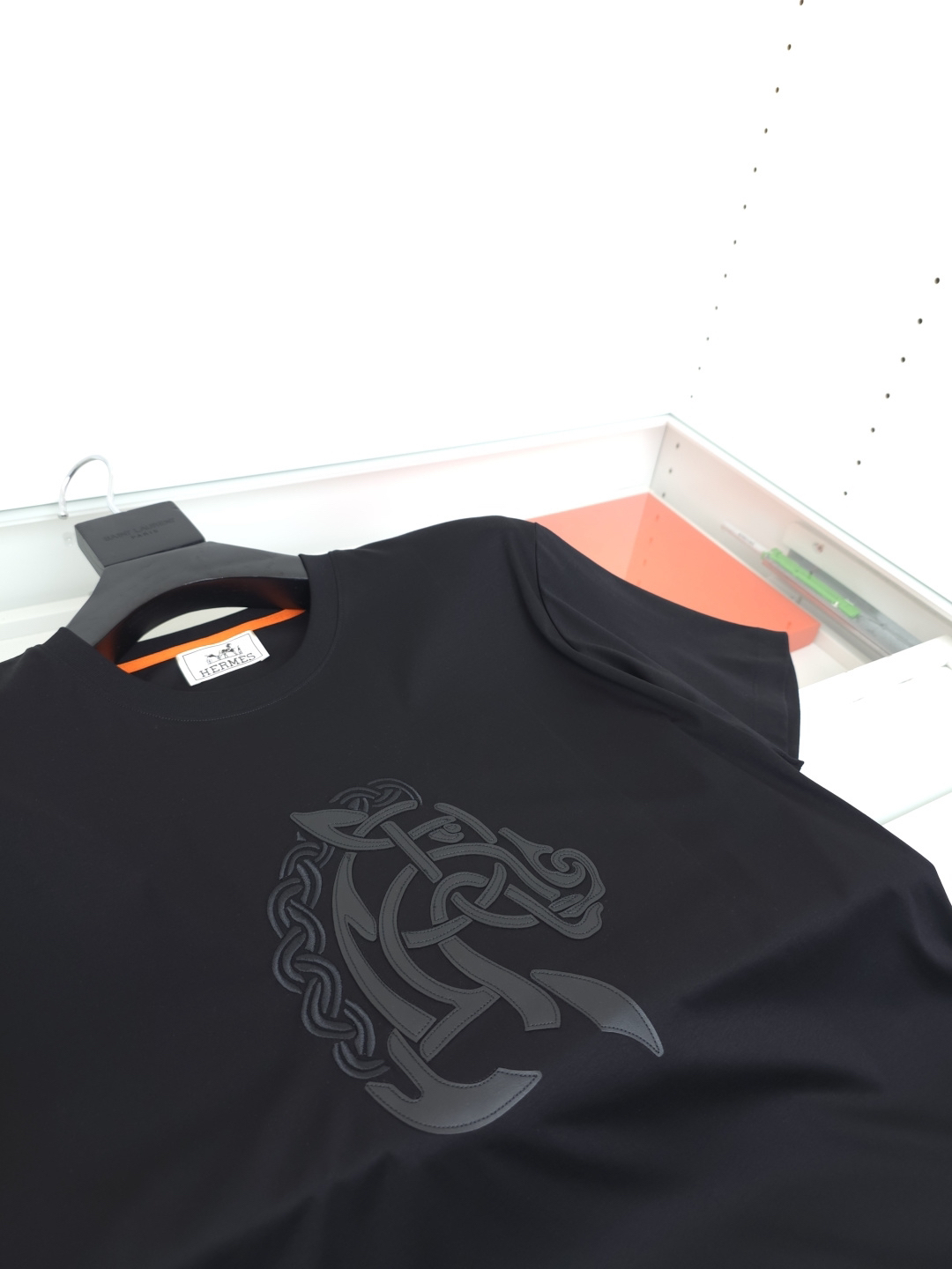 エルメス「Hermès」 クルーネックTシャツ 軽やかな着心地 春夏新作