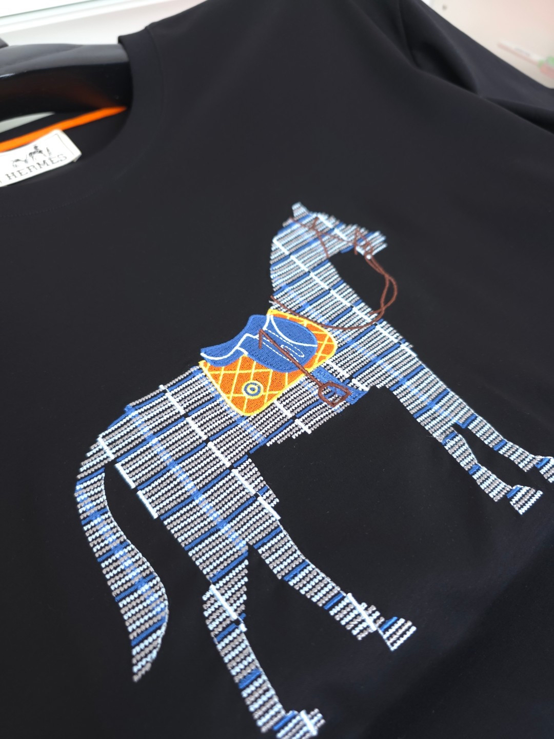 エルメス「Hermès」 クルーネックTシャツ 軽やかな着心地 春夏新作
