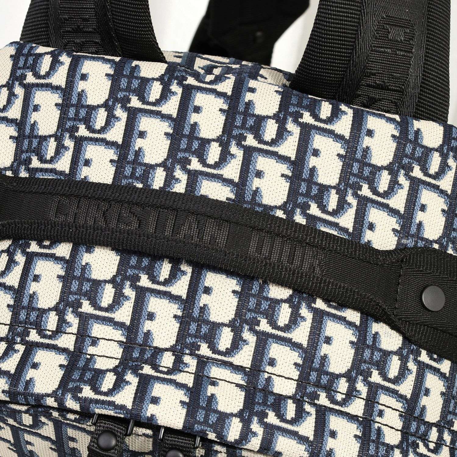 ディオール「Dior」Imported Oblique帆布 ダブルストラップ バックパック【中性デザイン×実用性】