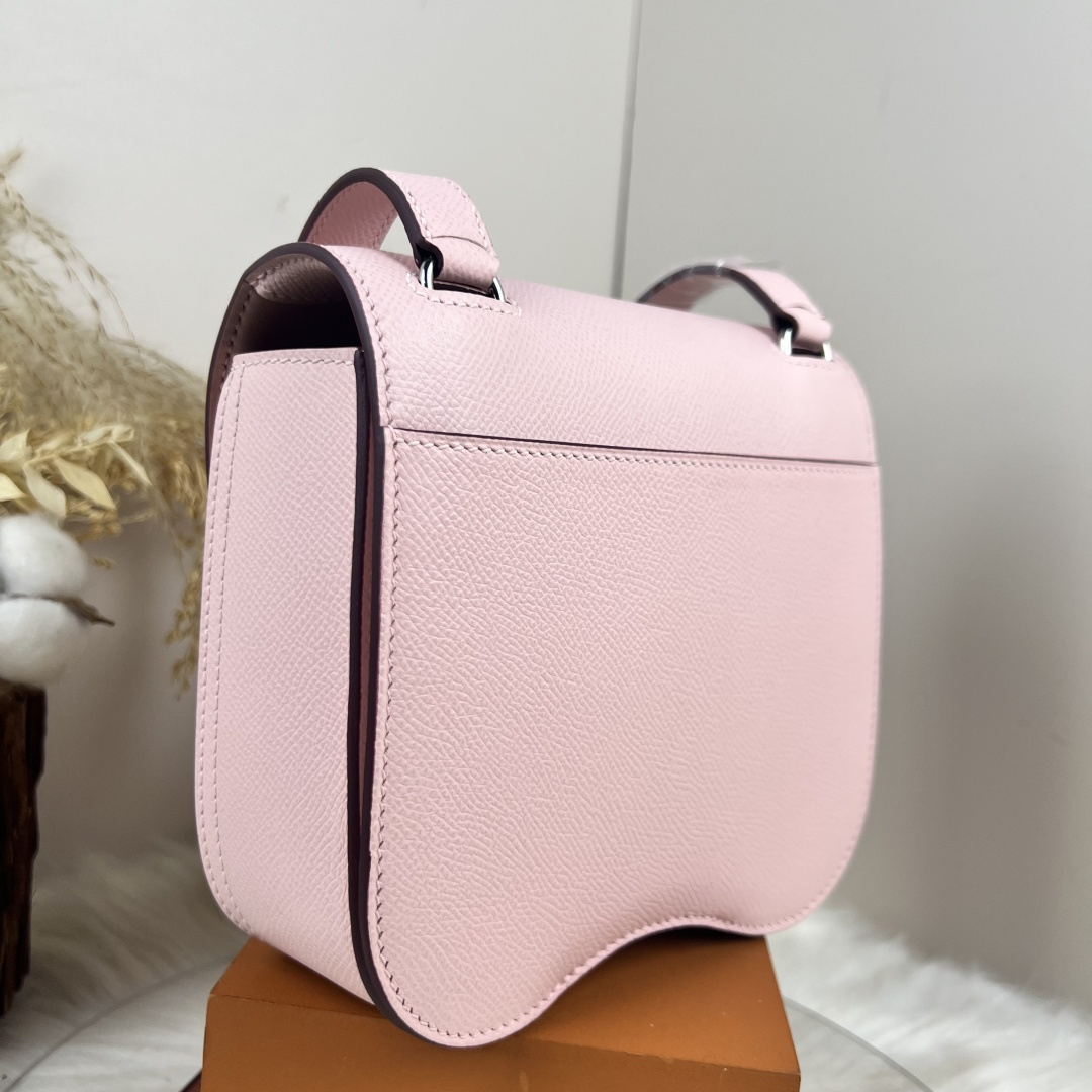 【厳選新入荷】エルメス Della Cavalleria Mini サドル金具クロスボディバッグ「乗馬モチーフ本革ショルダー」