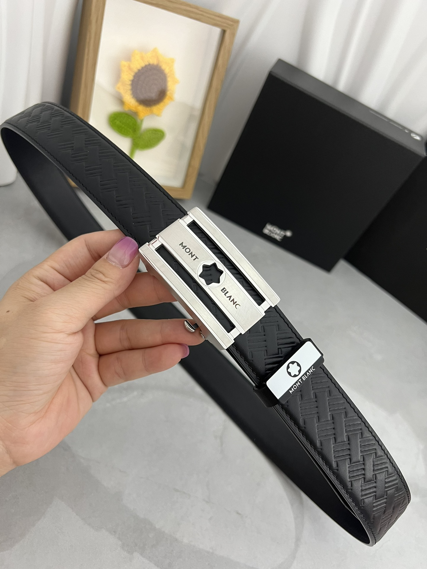 【厳選在庫】Montblanc ビジネスマン正装ベルト「全長約 100cm」