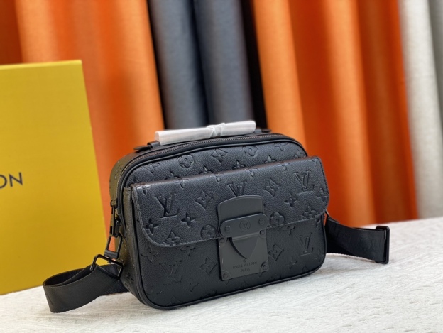 ルイ・ヴィトン「Louis Vuitton」S Lock メッセンジャーバッグ