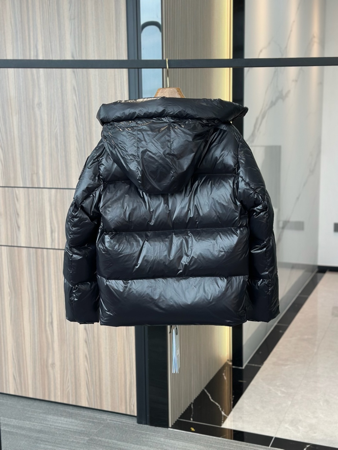 カナダグース Crofton フード付きダウンジャケット