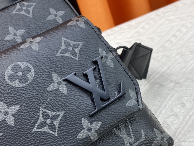 ルイ・ヴィトン「Louis Vuitton」 Fastline メッセンジャーバッグ