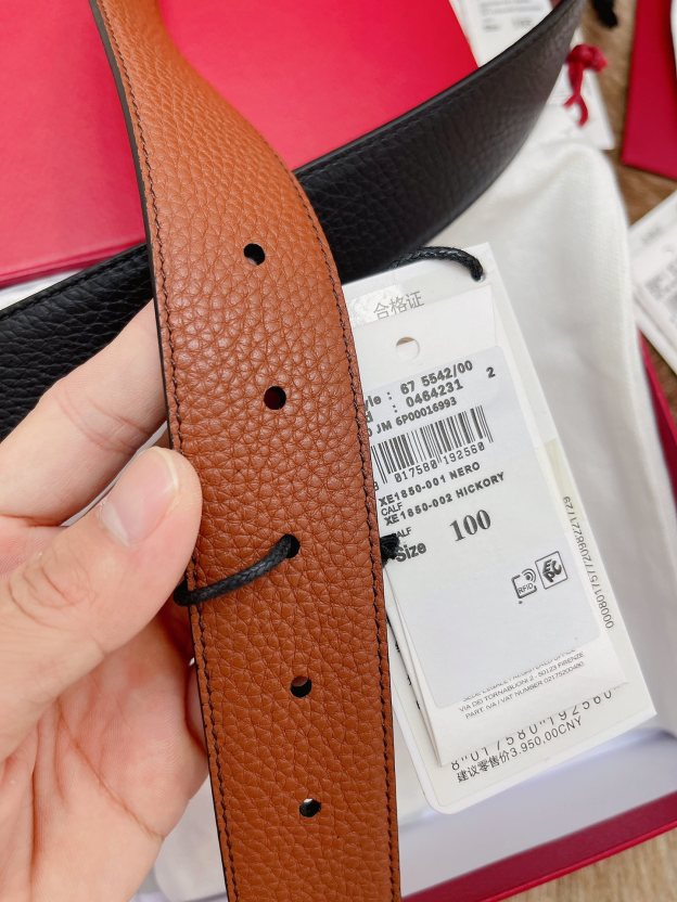 【新規倉庫入り】Salvatore Ferragamo 職人仕上げ高級ベルト「全長約 100cm」