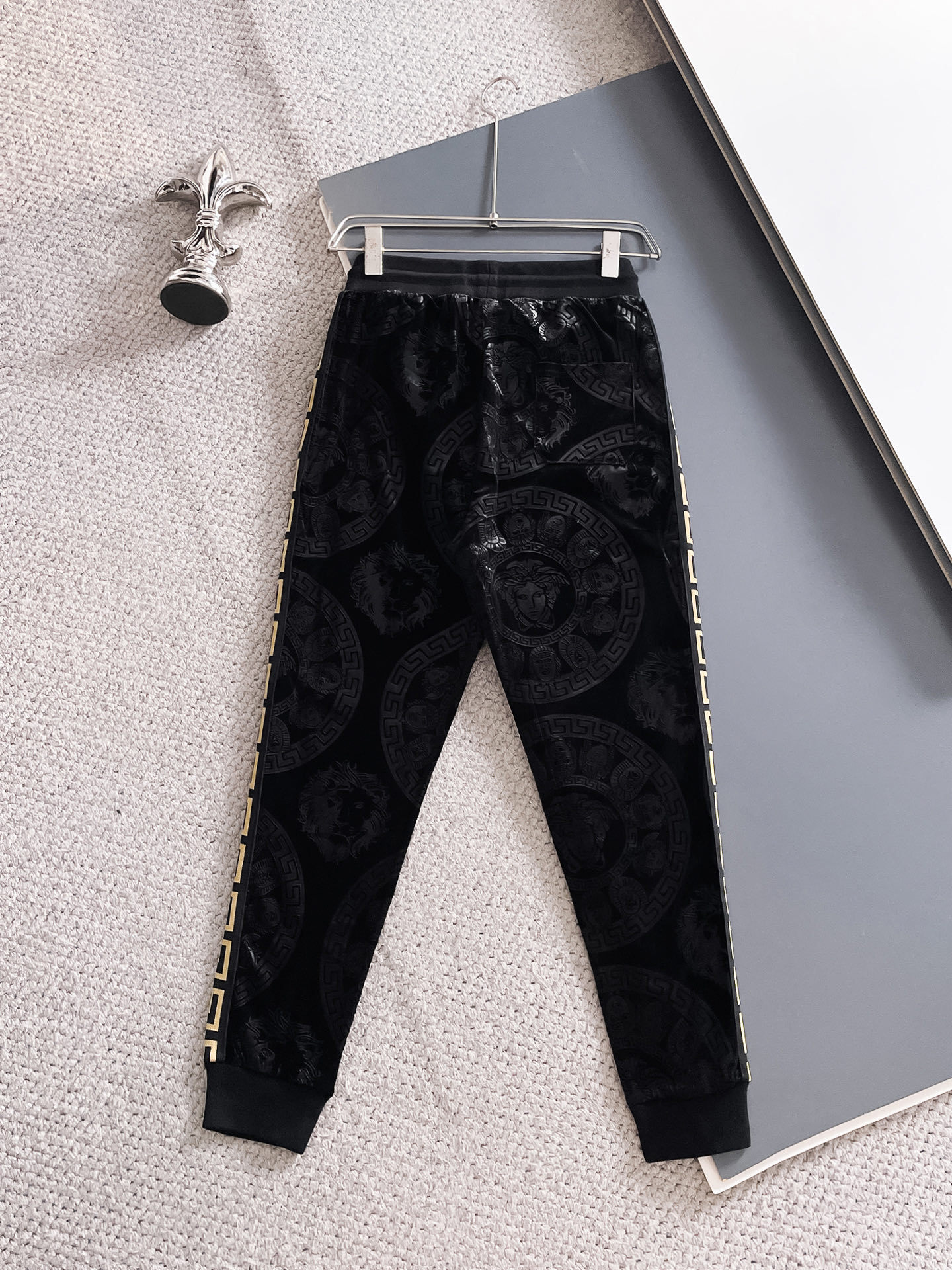 ヴァレンティノ「Valentino」秋冬 メンズ カジュアルスポーツセット