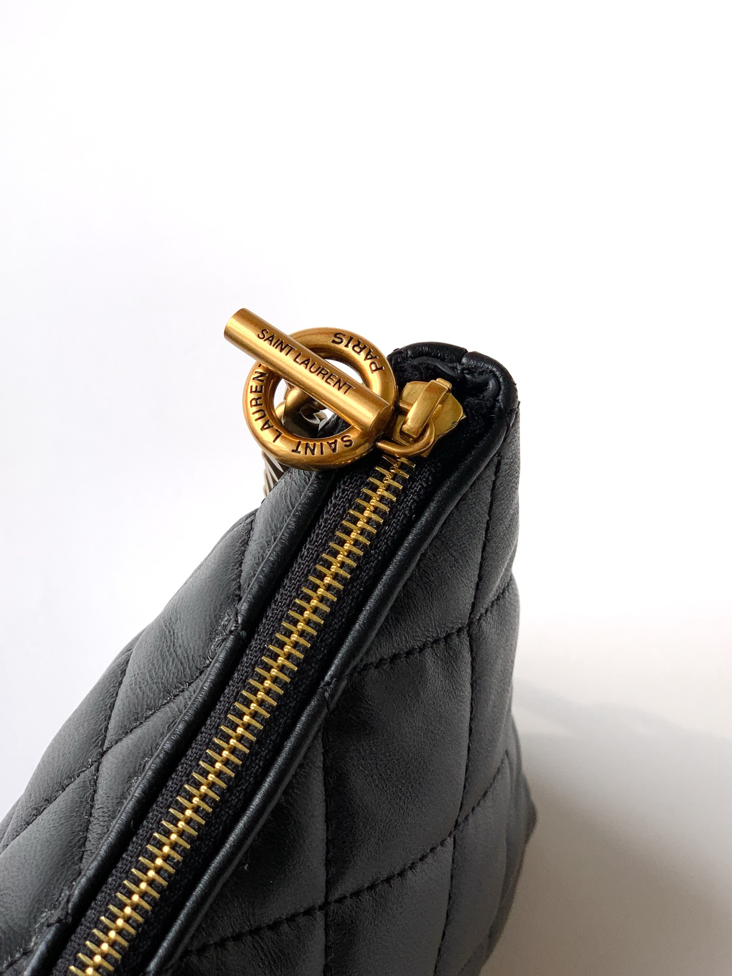 サンローラン「Saint Laurent」イカール ミディアム（キルティングナッパレザー）