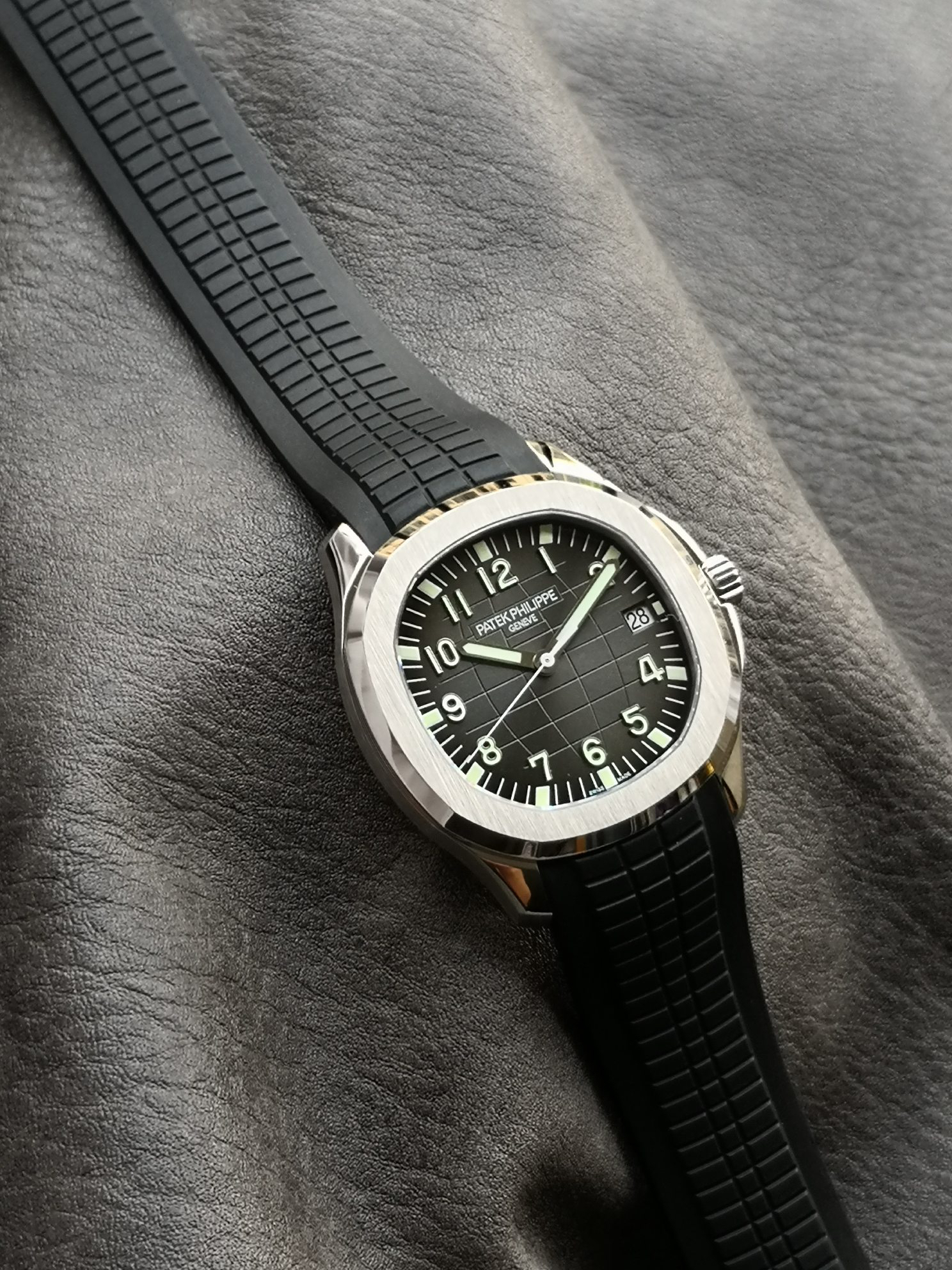 パテック フィリップ「Patek Philippe」Aquanaut 自動巻き腕時計 40.8mm