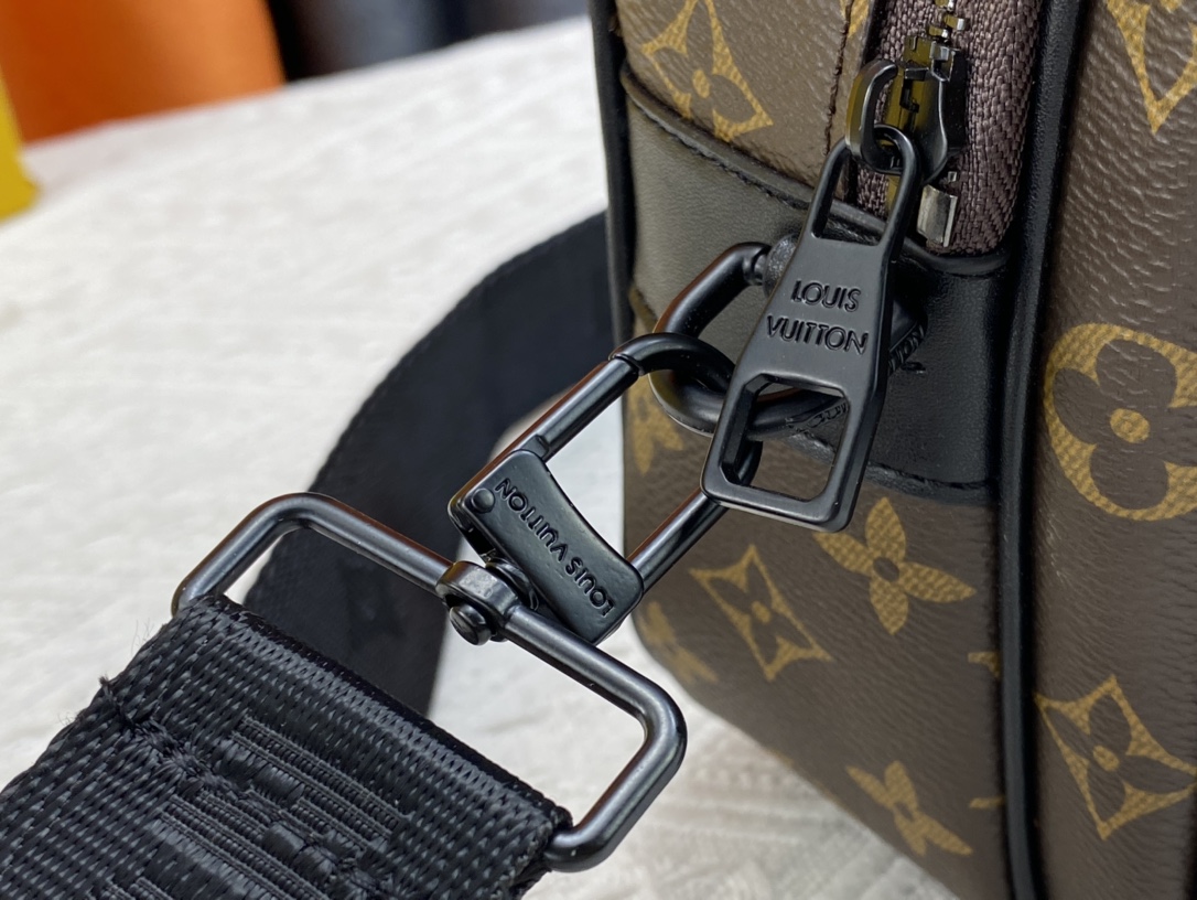 ルイ・ヴィトン「Louis Vuitton」S Lock メッセンジャーバッグ