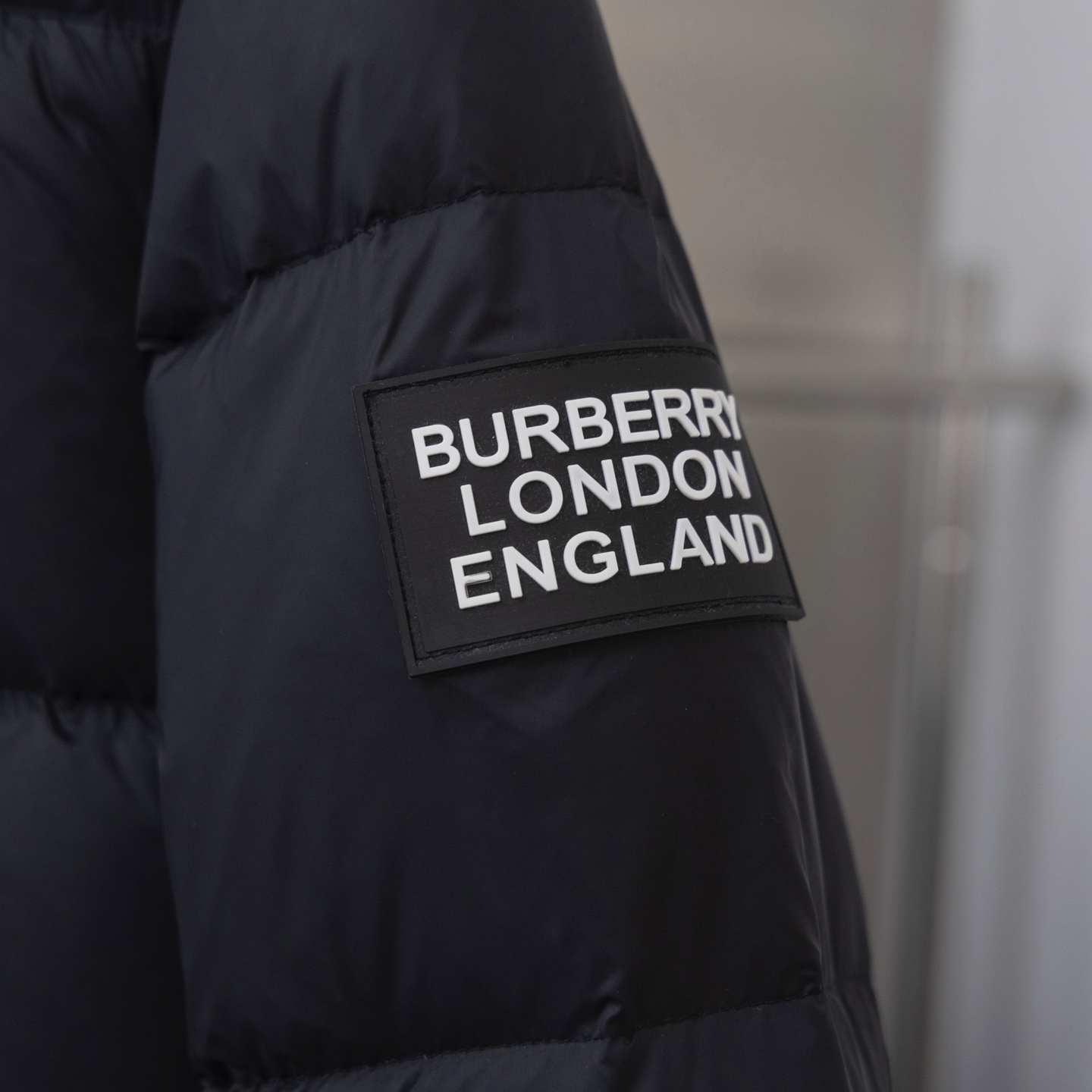 バーバリー「Burberry」秋冬メンズファッションダウンジャケット