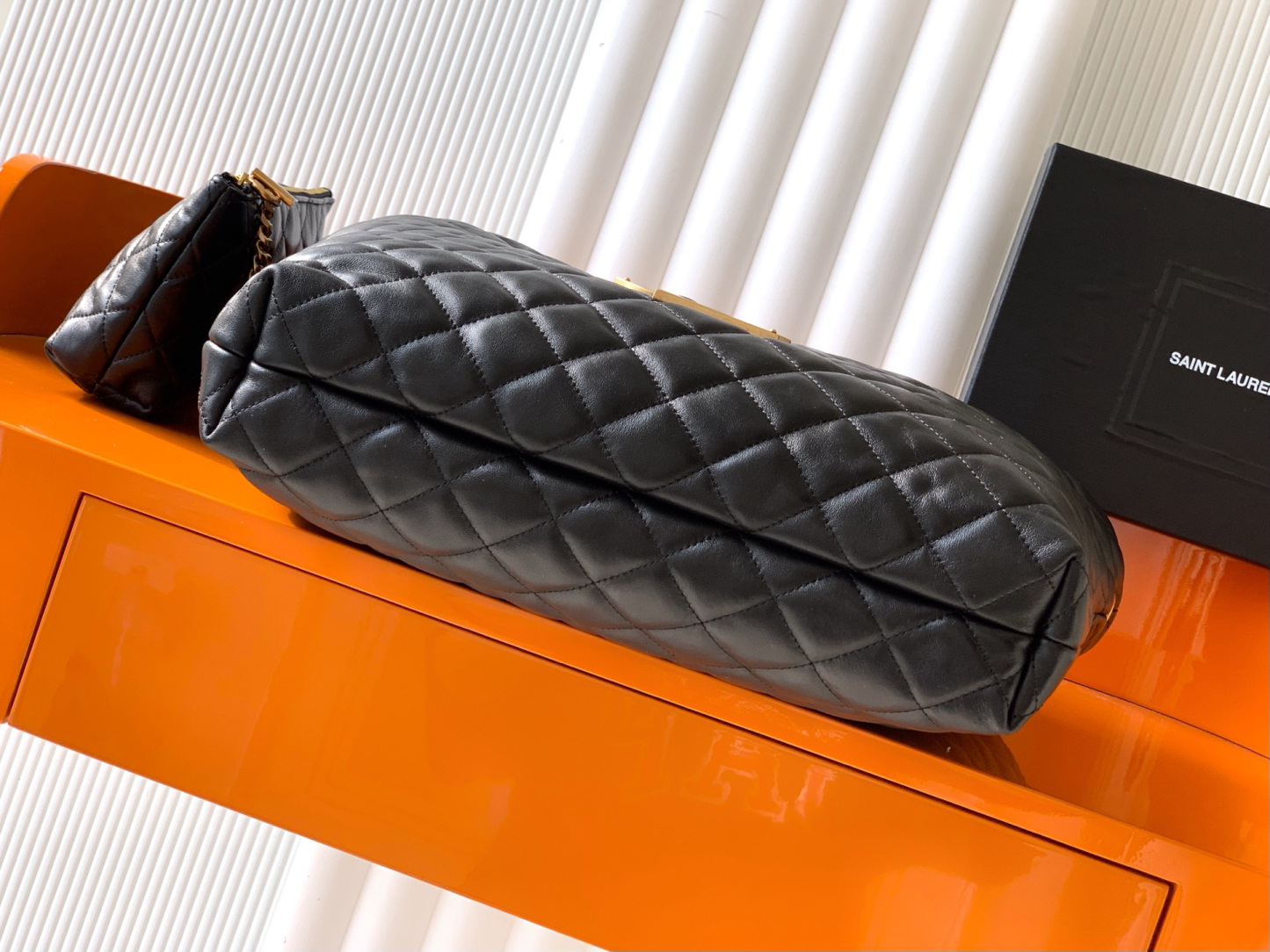 サンローラン「Saint Laurent」イカール ミディアム（キルティングナッパレザー）